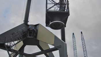 V&ograve;ng xoay b&oacute;ng đơn h&agrave;ng 